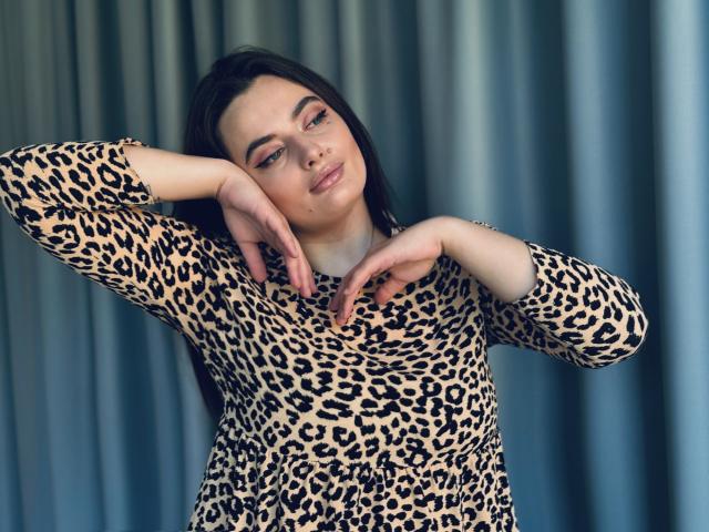 MilanaPrice - Live sex cam - 22112213