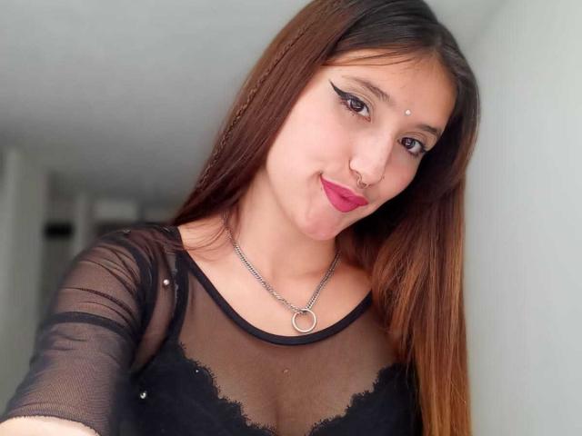 NataliaTw - Live Sex Cam - 22113357