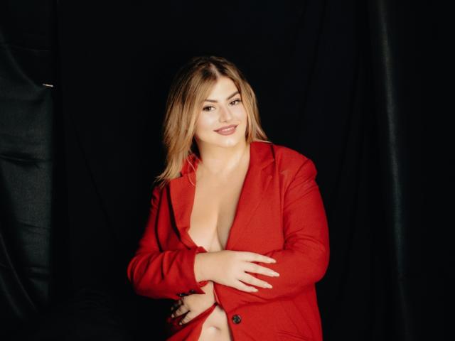 ZannaDreil - Live Sex Cam - 22113917