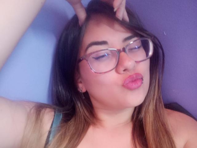 MileyFW - Live sex cam - 22114845