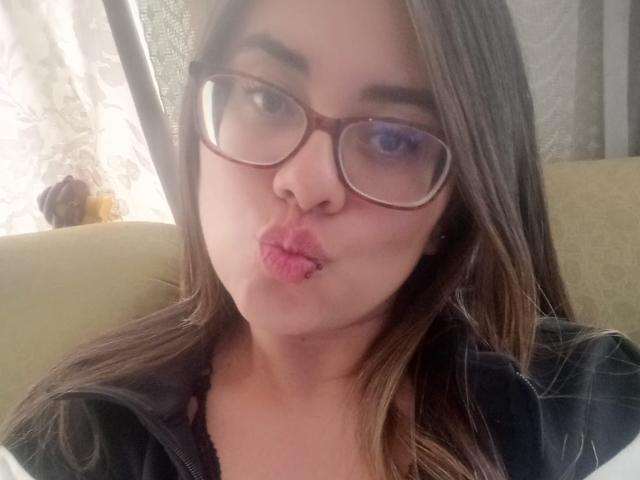 MileyFW - Live sex cam - 22114849