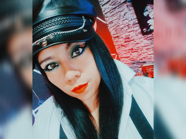 LexyDom - Sexe cam en vivo - 22117017