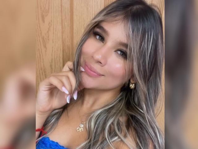 SashaPolet - Live porn &amp; sex cam - 22117673