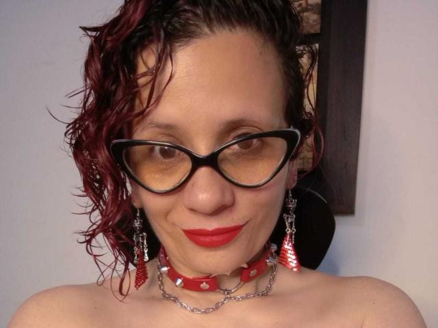 DaneshkaNaughty - Live Sex Cam - 22119693