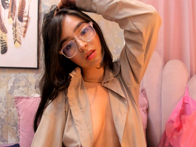 EvaMcAllister - Live sex cam - 22121165