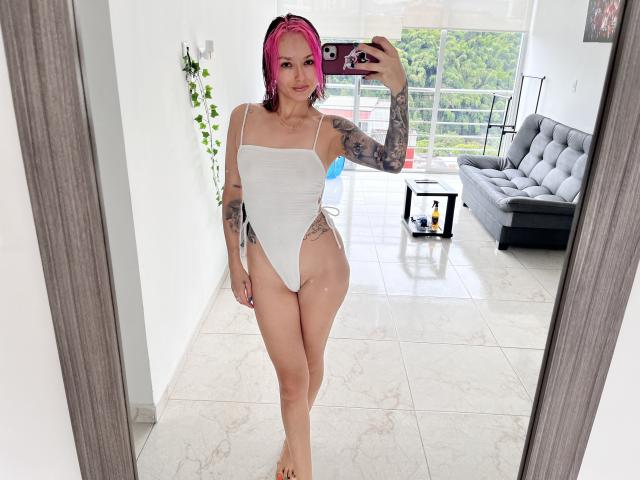 SarahRousen - Live sex cam - 22126145