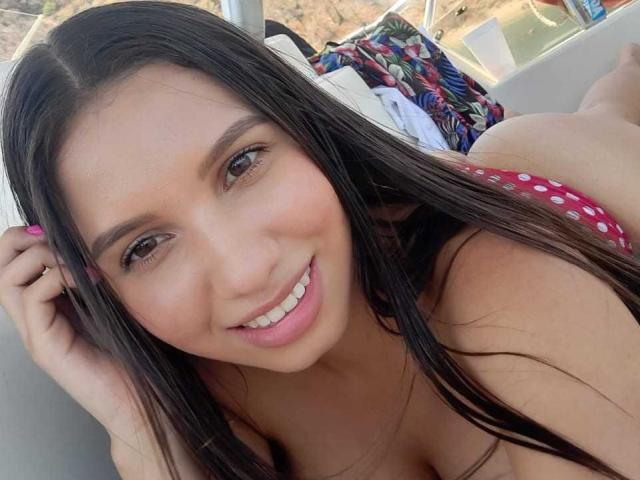 RossyCute - Sexe cam en vivo - 22126377