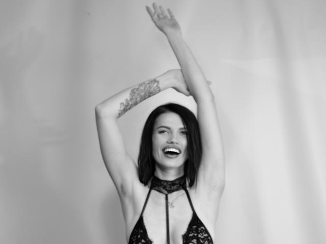 MilaLoona - Camera khiêu dâm &amp; quyến rũ trực tiếp - 22133625