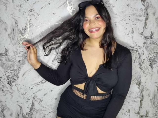 ChloeAdamsX - Sexe cam en vivo - 22134709