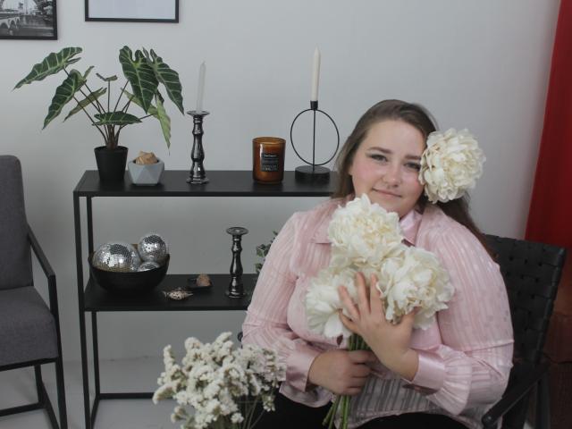 DaniellaGraceZZ - Live porn &amp; sex cam - 22141553