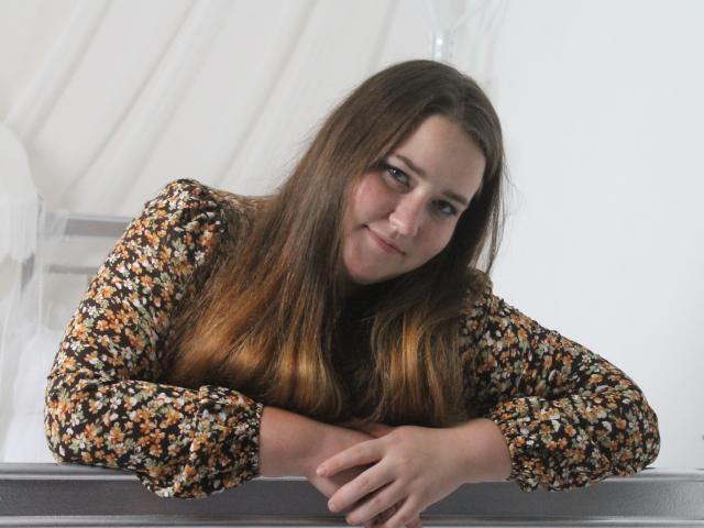 DaniellaGraceZZ - Live sexe cam - 22141705