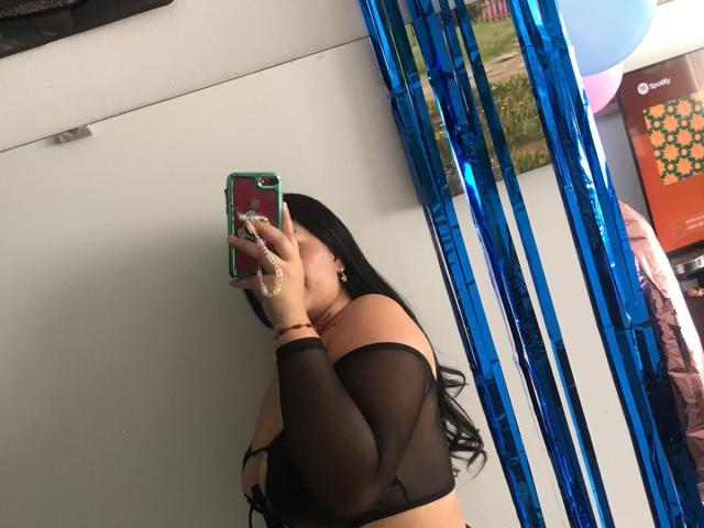MelodyB - Live sex cam - 22143445