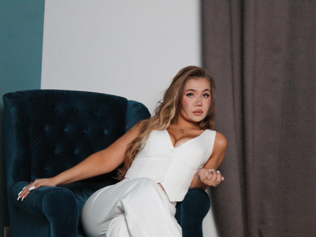 StacyYellig - Élő pornó és szexkamera - 22145953