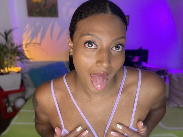 StefyRoldans - Live Sex Cam - 22147549