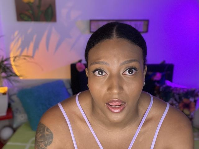 StefyRoldans - Live sex cam - 22147553