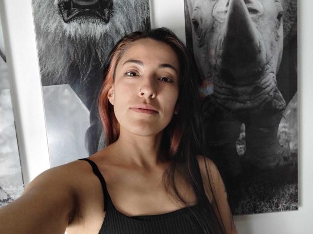 MiaMartas - Live Sex Cam - 22149233