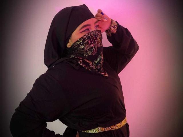 AishaGhulam - Live sex cam - 22149537