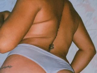 SweetSubmissive69 - Live Sex Cam - 22152345