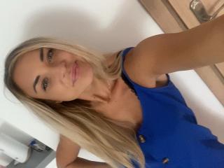 AshleySensual - Live Sex Cam - 22156065