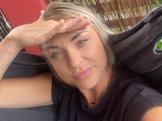 AshleySensual - Live Sex Cam - 22156093