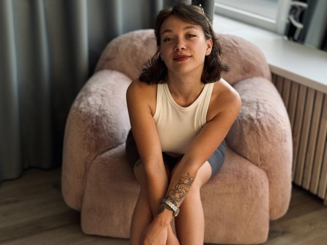 KiraDripe - Live sex cam - 22158705