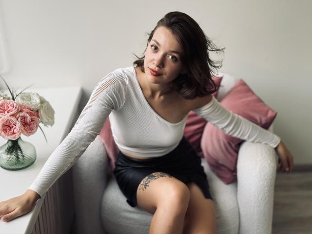 KiraDripe - Live porn &amp; sex cam - 22159429