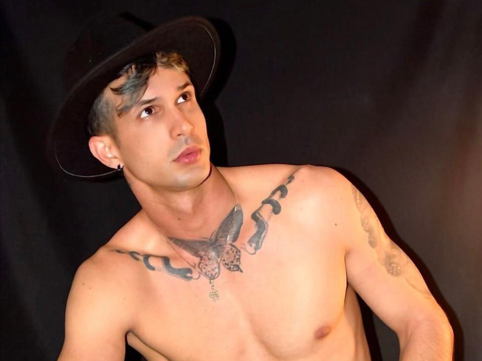 MaxxStrongMan - Live Sex Cam - 22162389