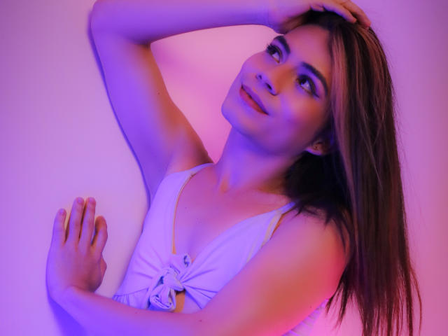 SalomeFoxys - Live sex cam - 22164645