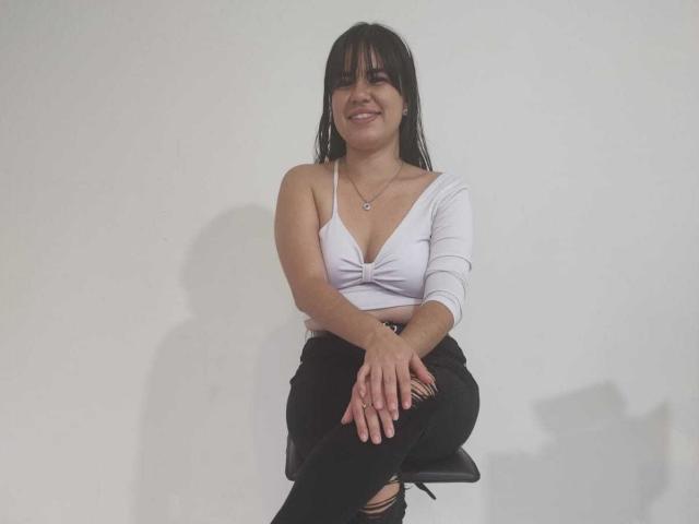 VickyPinzon - Live Sex Cam - 22176245