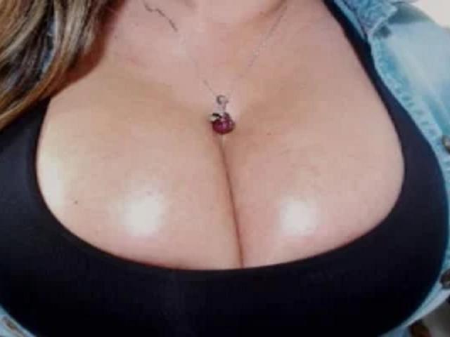 MissGilliSquirty - Sexe cam en vivo - 22178773