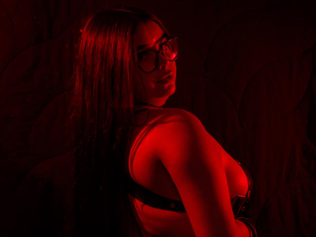 BrithneyLee - Live Sex Cam - 22179869