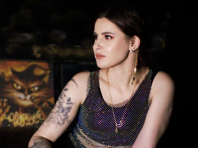 MollyTravis - Live sex cam - 22184593