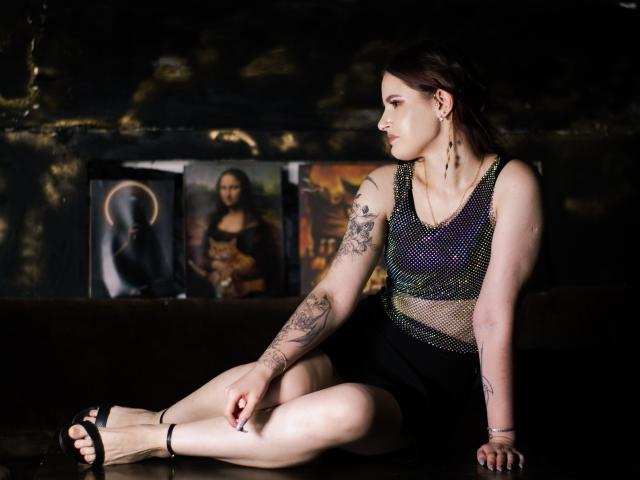 MollyTravis - Live porn &amp; sex cam - 22184601