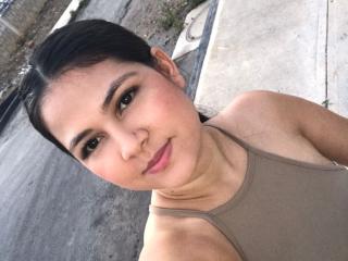 LuisaPava - Live Sex Cam - 22188021
