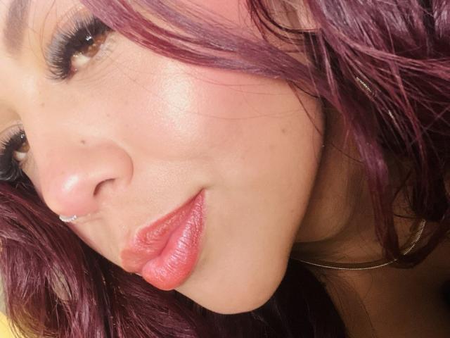EmilyDurand - Live porn &amp; sex cam - 22189005