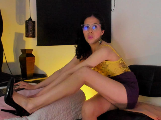 LarissaBrown - Live porn &amp; sex cam - 22189349