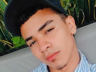 AndresHots - Live Sex Cam - 22190265