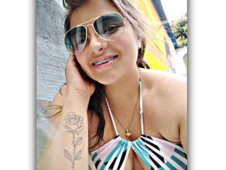 NatalyAlvares - Sexe cam en vivo - 22191421