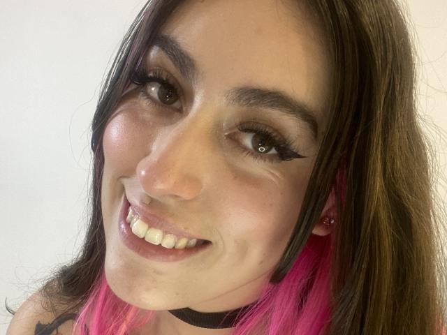 JazzeRusot - Live porn &amp; sex cam - 22193381