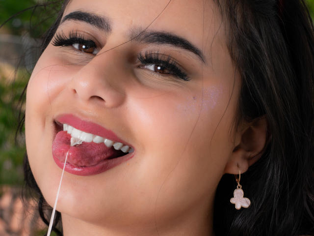 LeilaEvanns - Live porn &amp; sex cam - 22195165