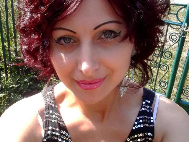 LyxBabeLove - Live Sex Cam - 22199333