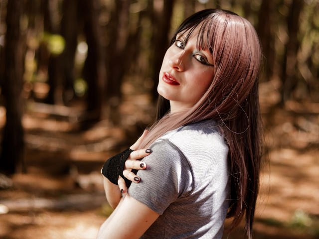 SadieAntolini - Live sex cam - 22201857