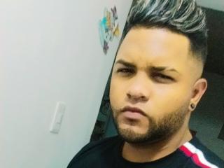 MaxHotX69 - Live Sex Cam - 22204197