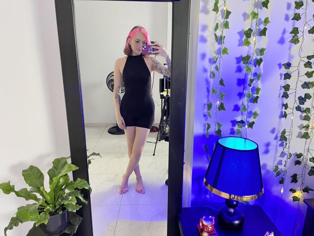 SarahRousen - Sexe cam en vivo - 22205745