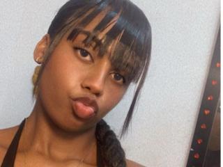 CintiaSexy - Live Sex Cam - 22208857