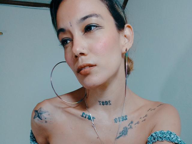 Veroo69 - Live Sex Cam - 22208869