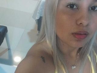 BonieeWalton - Live Sex Cam - 22209817
