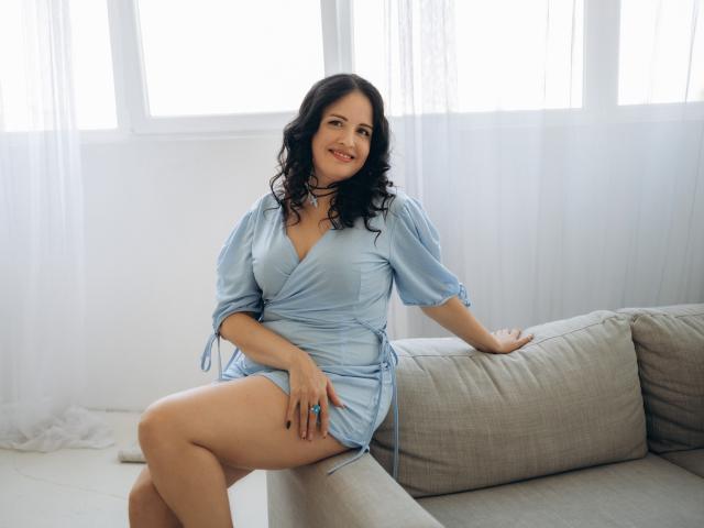 TayaBoret - Live sex cam - 22215385