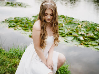 MilanaMillinois - Live Sex Cam - 22217273