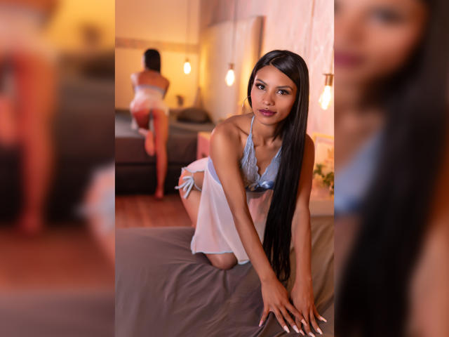 AmmyClaire - Live porn &amp; sex cam - 22220521